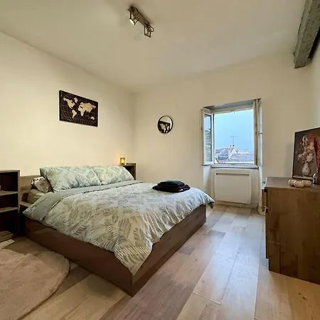 Isval Wifi-hyper Centre Apartment *